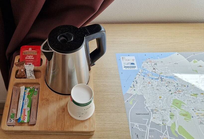 חדר סטנדרט לארבעה, Du Commerce