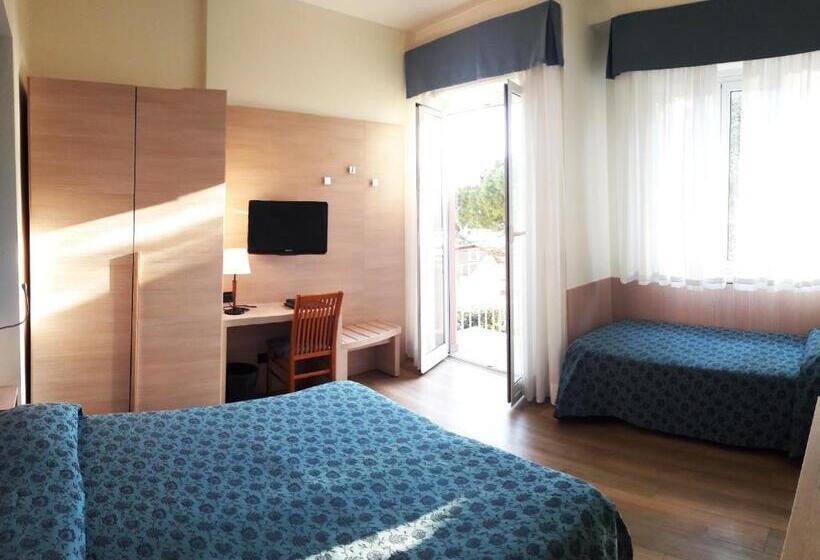 Comfort room with balcony, Esperia