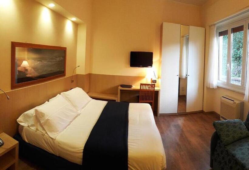 Номер Economy, Esperia