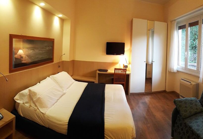 Номер Economy, Esperia