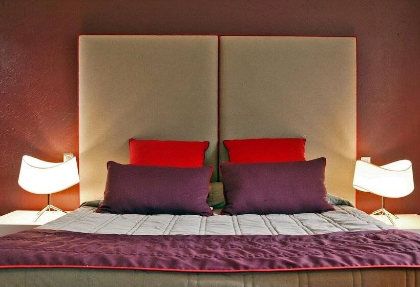 חדר סטנדרט, Hostellerie Du Passeur   Hôtel & Restaurant   Climatisation Et Piscine Chauffée