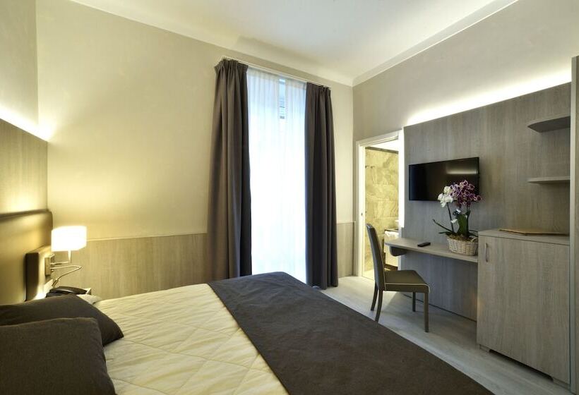 Номер Deluxe, Lamberti