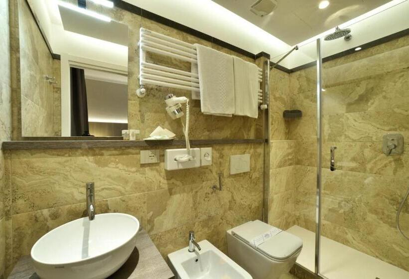 Номер Deluxe Одноместный, Lamberti