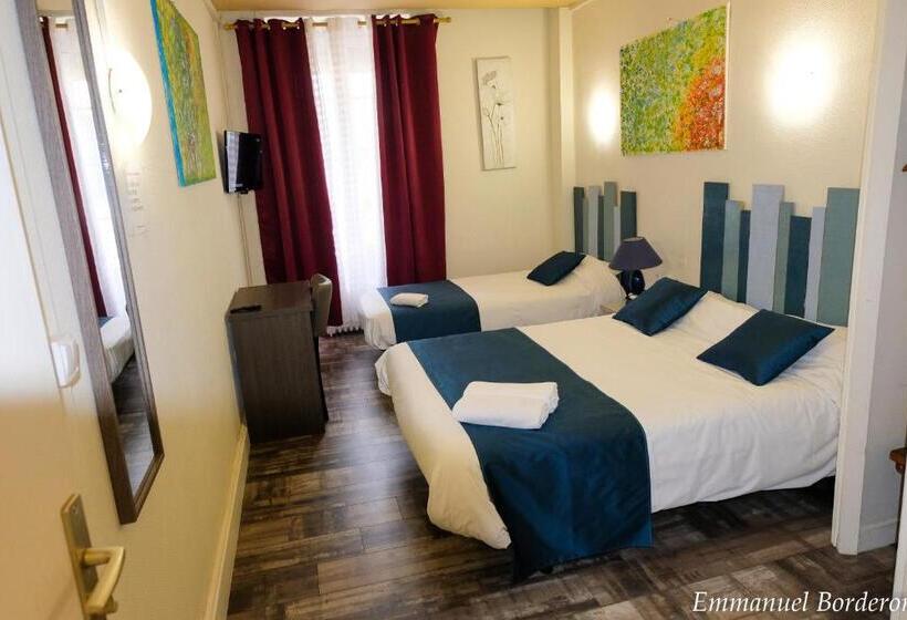 غرفة قياسية ثلاثية, Le Centre