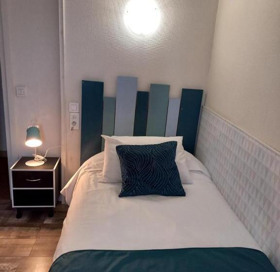 غرفة قياسية فردية, Le Centre