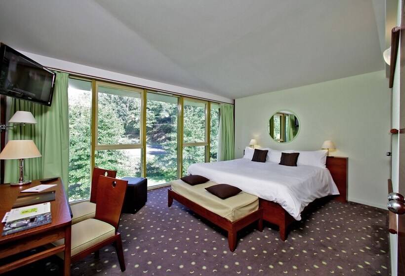 חדר קלאסי, Logis Des Lacs D'halco