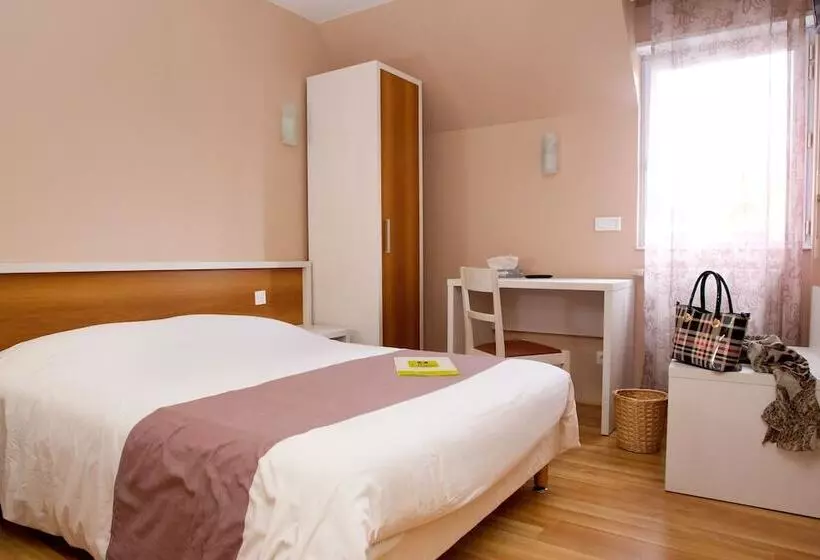 Quarto standard, Logis L Auberge Picarde