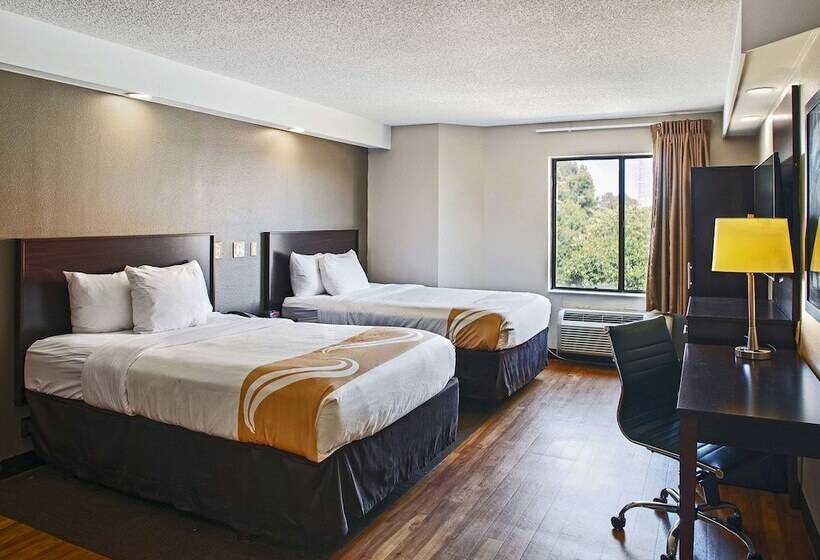 Номер Стандарт 2 Двуспальные Кровати, Spark By Hilton Bentonville