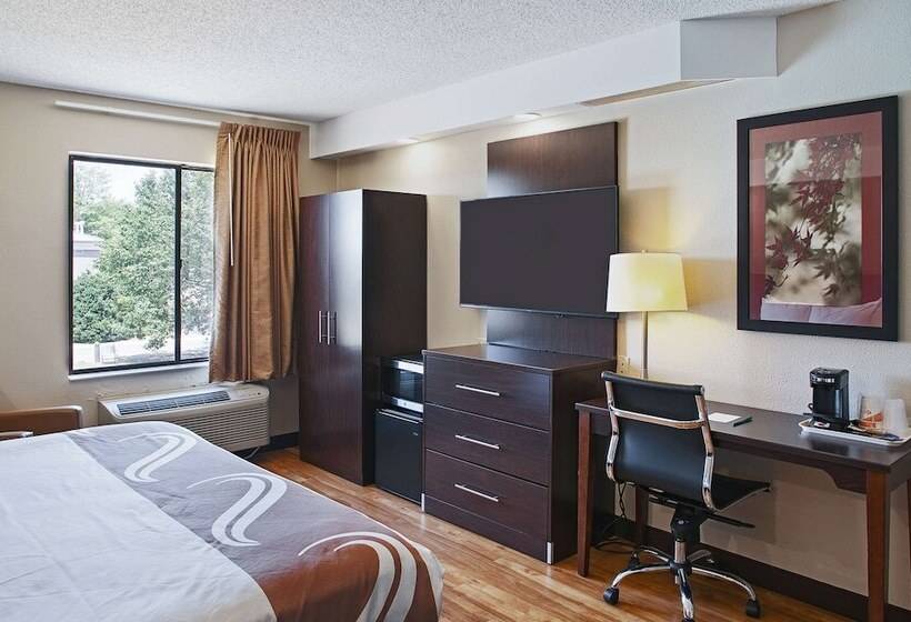 اتاق لوکس, Spark By Hilton Bentonville