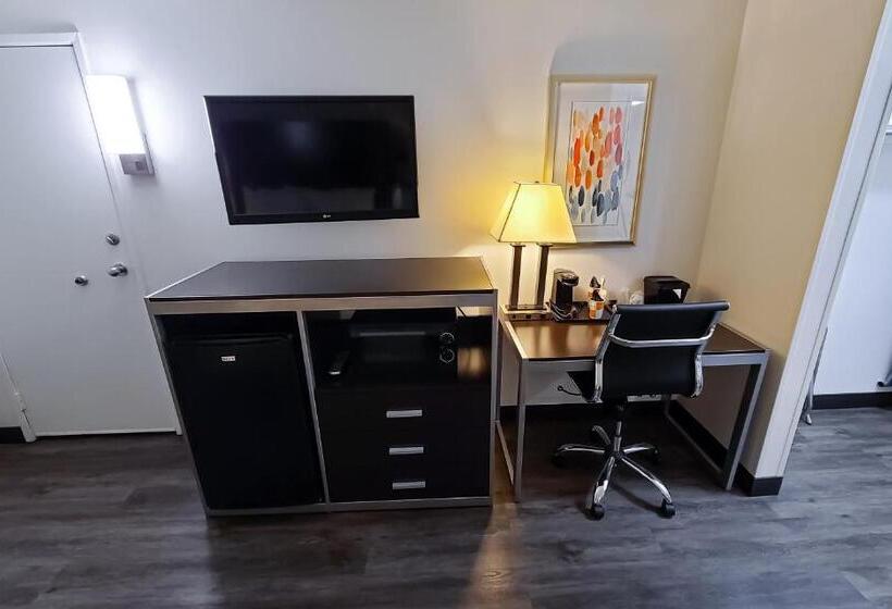 带大床的标准间, Quality Inn Burbank Airport