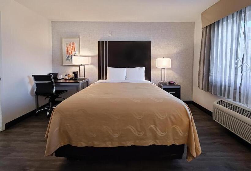 适合残疾人使用的标准间, Quality Inn Burbank Airport