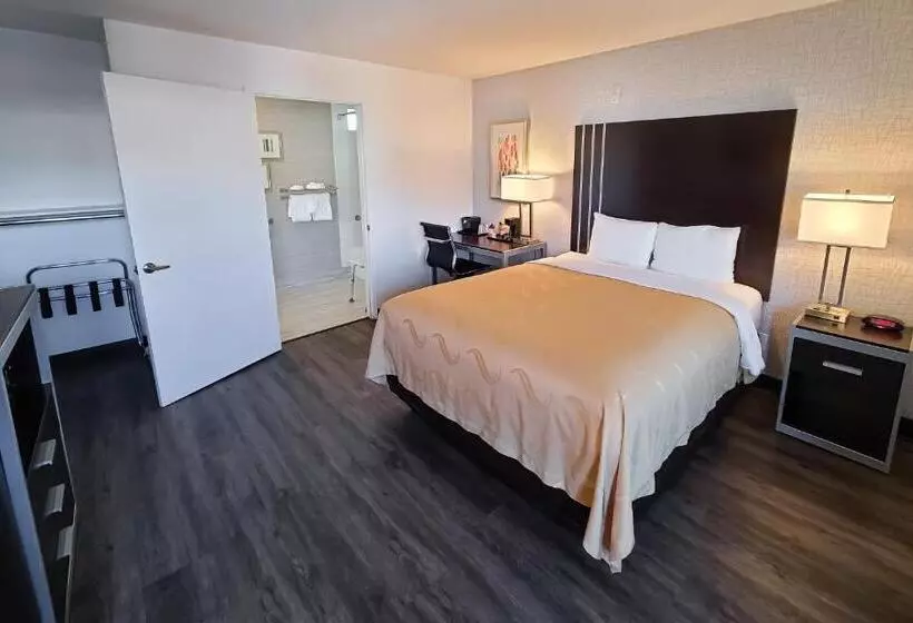 اتاق استاندارد برای معلولان, Quality Inn Burbank Airport