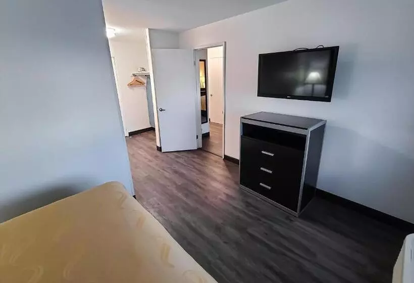 سوئیت 2 خوابه, Quality Inn Burbank Airport