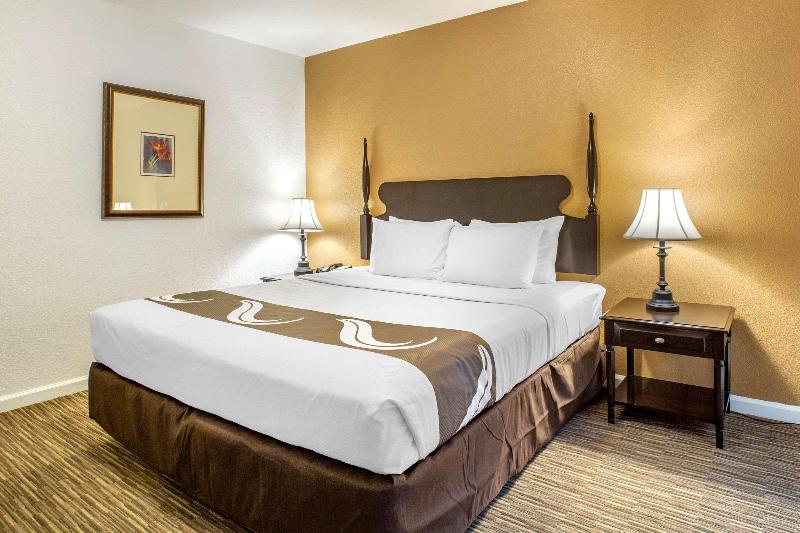 Люкс Кровать Кинг, Quality Inn & Suites Tulare