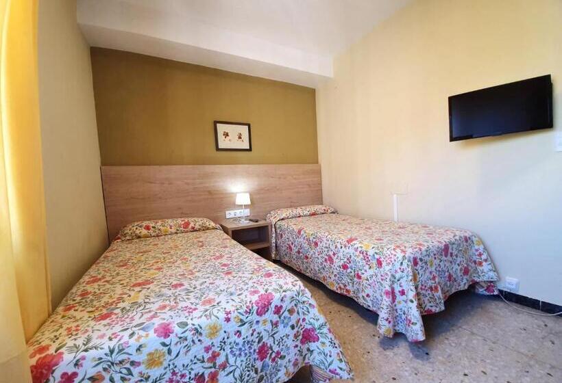 غرفة إقتصادية حمام مشترك, Pensión Belmonte Ii