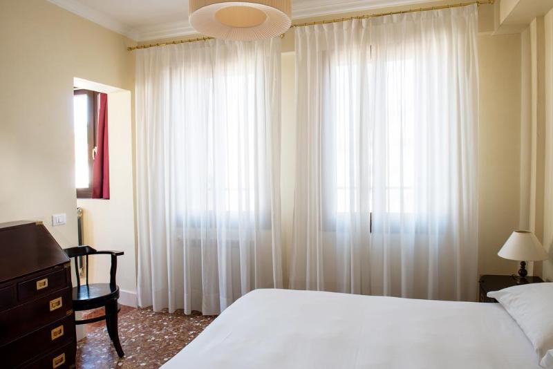 اتاق سوپریور, Agli Alboretti