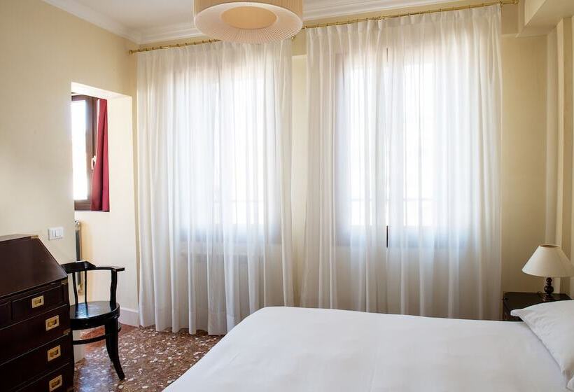 اتاق سوپریور, Agli Alboretti