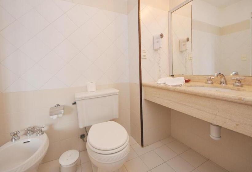 חדר סטנדרט לשלושה עם מרפסת, Bagu Villa De Mar