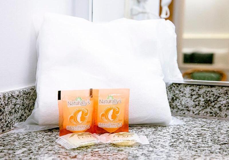 スタンダードトリプルルーム, Fênix Hotel Varginha