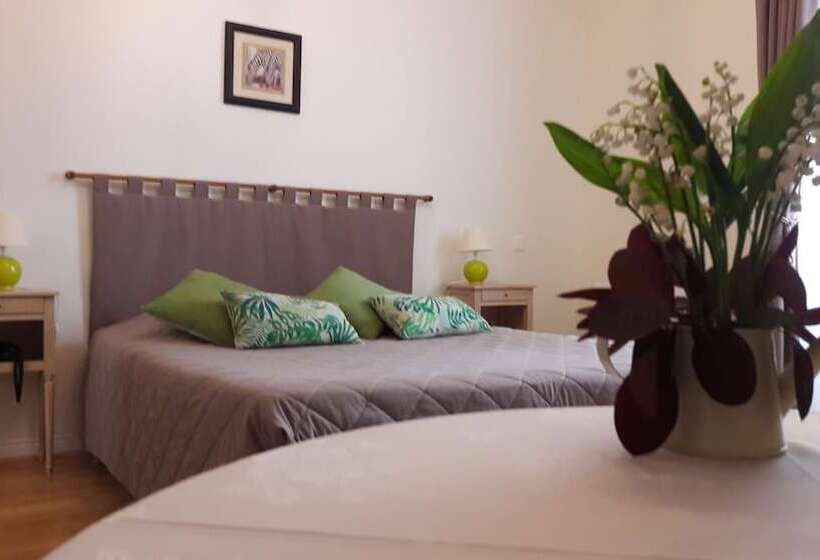 스탠다드 룸, Hostellerie Le Clos Du Cher