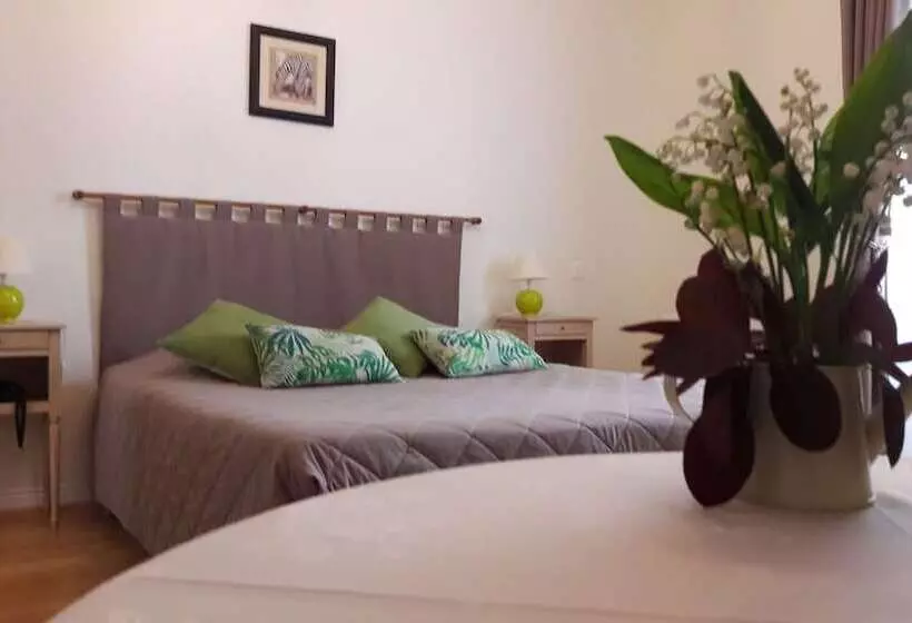 スタンダードルーム, Hostellerie Le Clos Du Cher