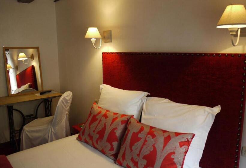 标准间, Le Chapeau Rouge