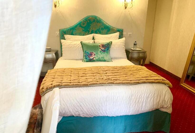 豪华房间, Le Chapeau Rouge