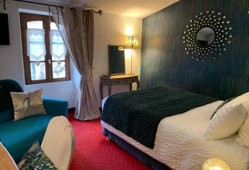 豪华房间, Le Chapeau Rouge