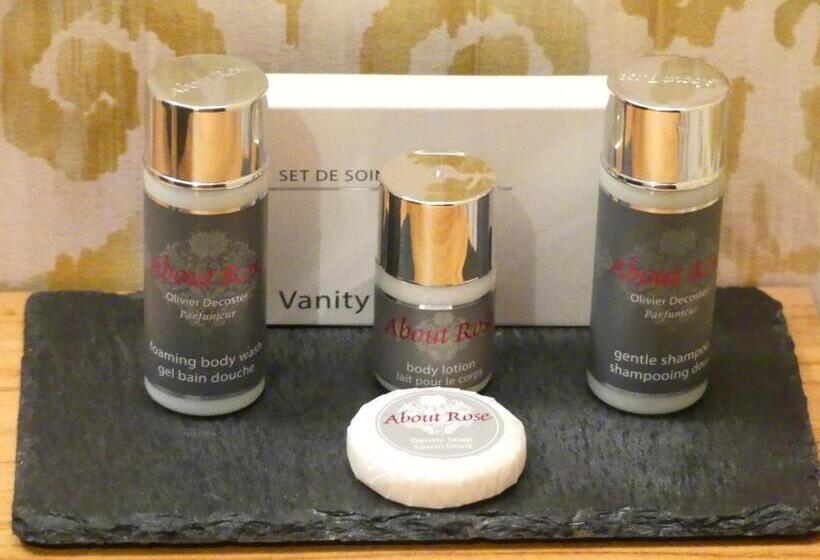 豪华房间, Le Chapeau Rouge