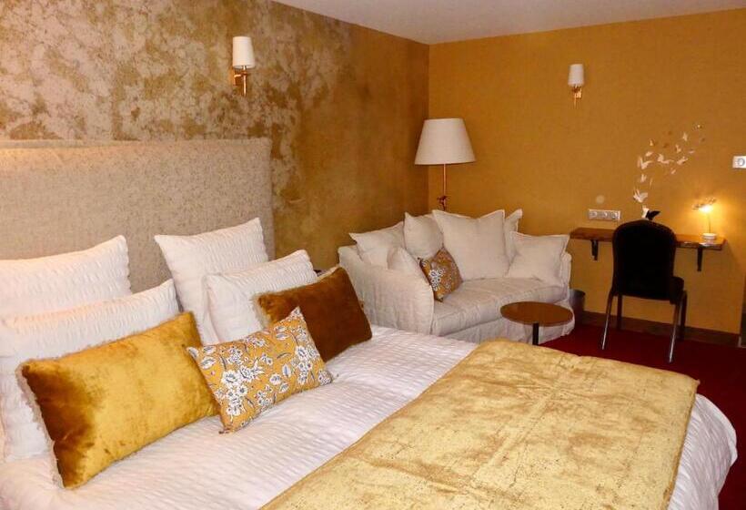 豪华房间, Le Chapeau Rouge