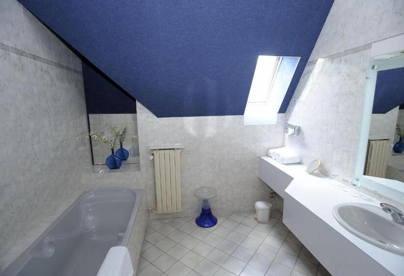 סוויטה משפחתית, Le Relais De La Poste