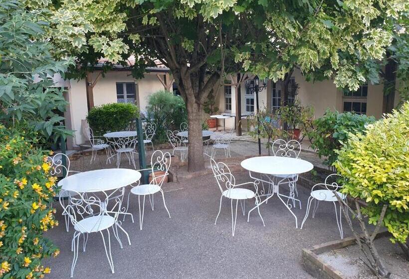 标准间, Le Relais Du Château