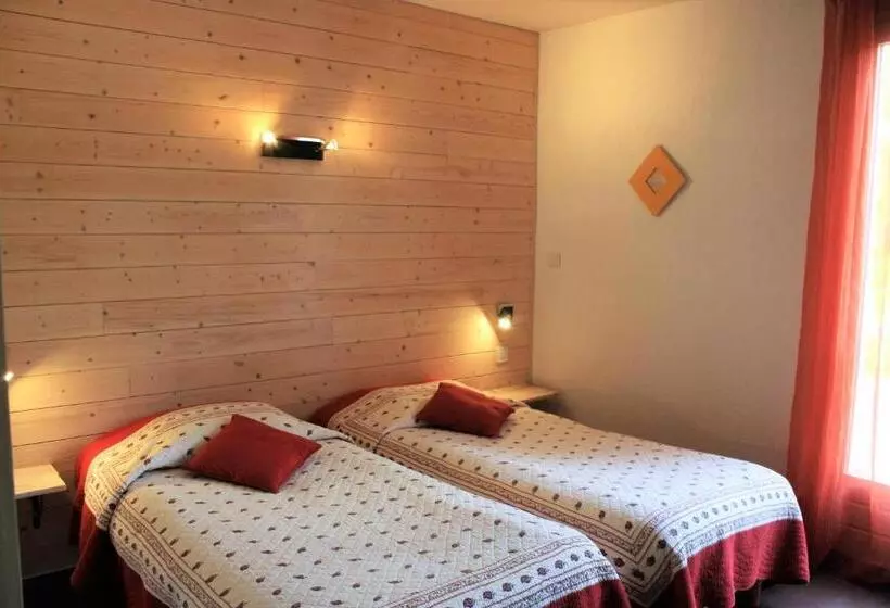 エコノミーワンルーム, Logis Hôtels Le Saint Marc