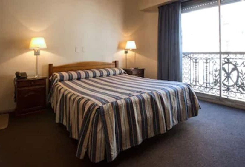 اتاق استاندارد سه نفره, Marbella