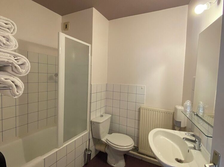 컴포트 룸, Restaurant La Place