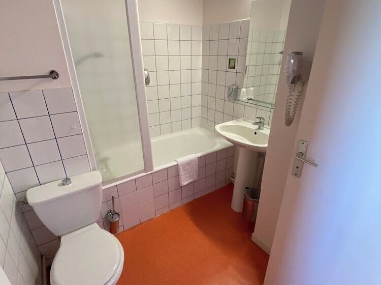 스탠다드 트리플 룸, Restaurant La Place