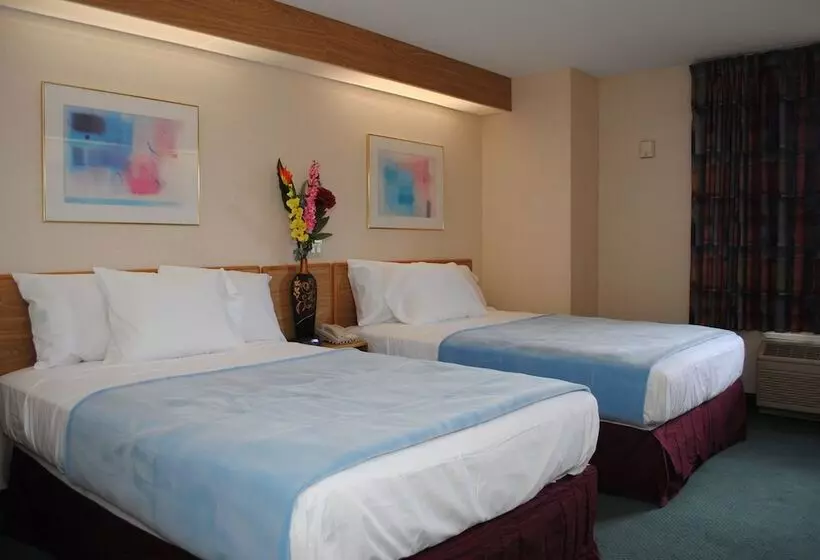 2ダブルベッドのスタンダードルーム, Rodeway Inn Willington North