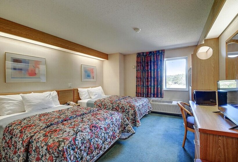 Номер Стандарт 2 Двуспальные Кровати, Rodeway Inn Willington North