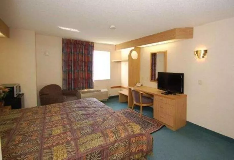 キングサイズベッドのスーペリアルーム, Rodeway Inn Willington North