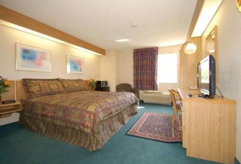 キングサイズベッドのスーペリアルーム, Rodeway Inn Willington North