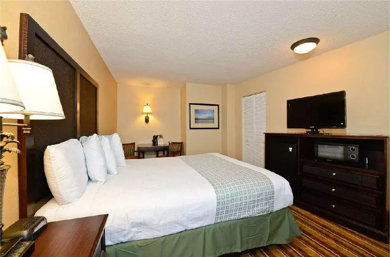 Standard-invahuone, Rushhh Daytona Beach, Tapestry Collection By Hilton