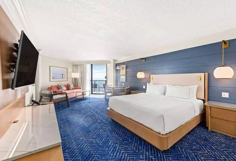 Deluxe-huone King-vuode, Rushhh Daytona Beach, Tapestry Collection By Hilton
