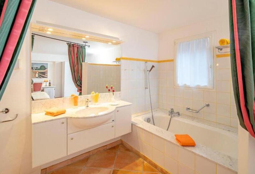 غرفة إقتصادية, Al Ponte Antico