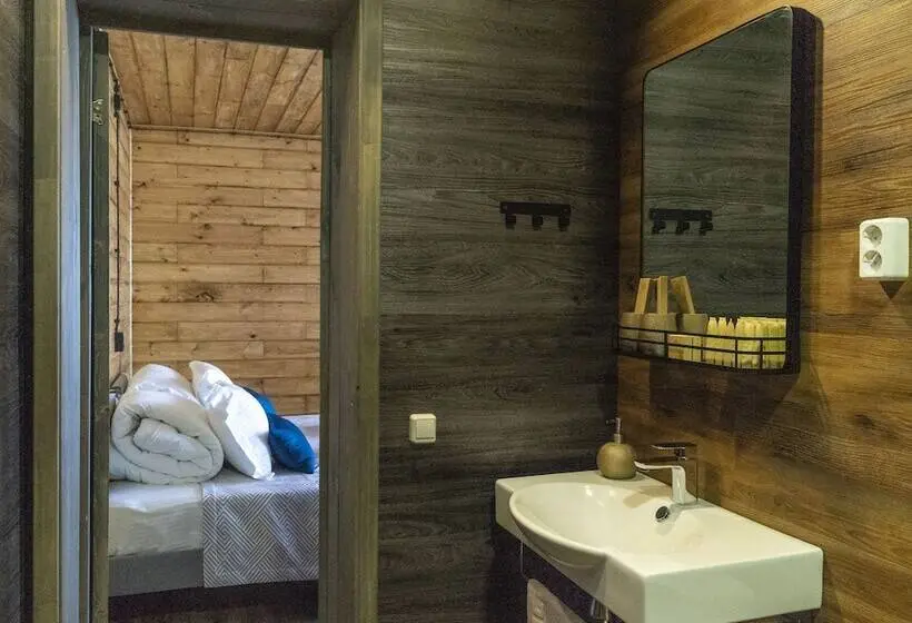 اتاق لوکس, Baikalwood Eco Lodge & Spa