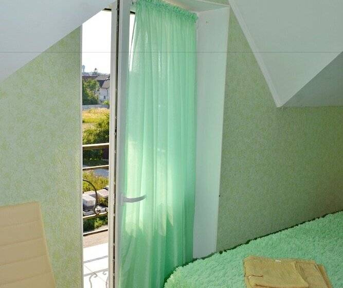 Семейный Номер, Guest House Na Lugu