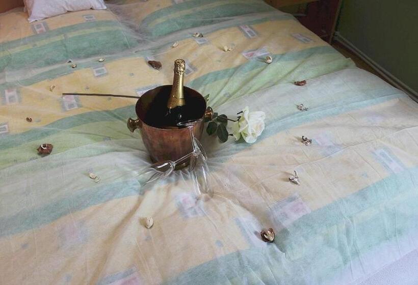 标准三人间, Penzion Bistár