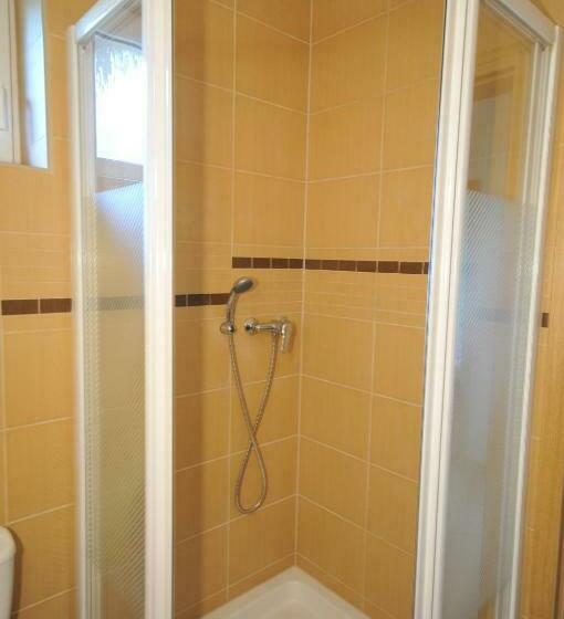 带共用浴室的标准房间, Ubytovanie Bičár