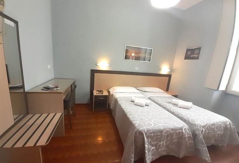 غرفة قياسية حمام مشترك, Alba Torino Centro