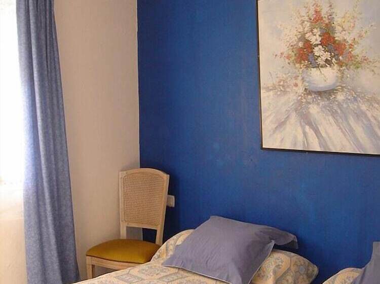 غرفة قياسية, Auberge Provencale