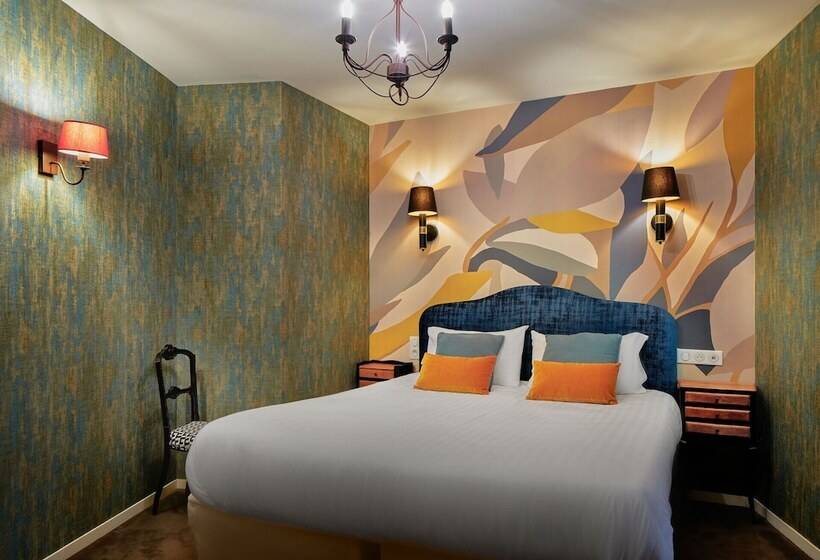 غرفة قياسية, De France